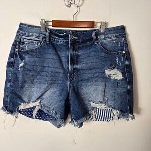 KanCan Size 18 Americana Distressed Pocket High-Rise 5in Ripped Shorts Cut-Off